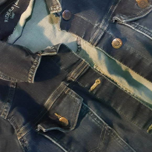 navy blue jean jacket with brown buttons and pockets. - Picture 2 of 2